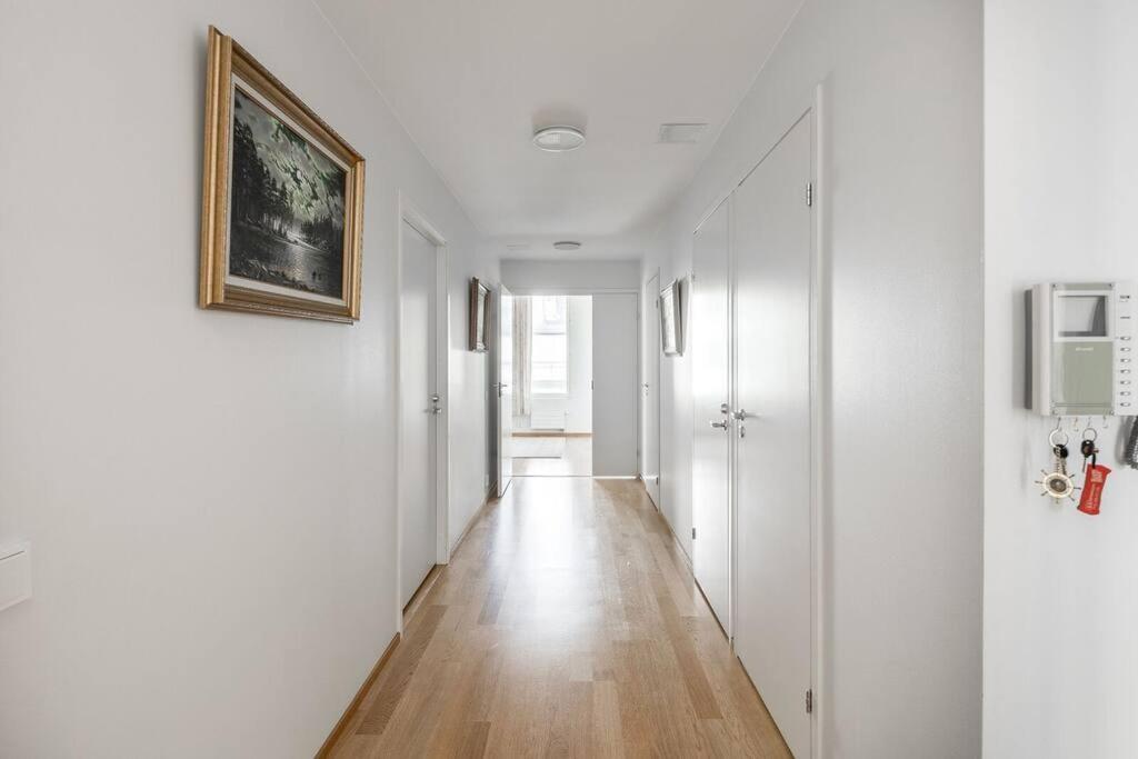 Spacious Home With Four Terrace, Sauna, Sea View Helsingfors Exteriör bild